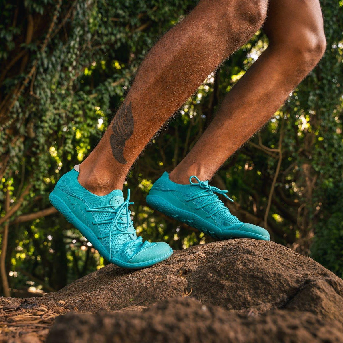 LONO FLOW Electric Barefoot Shoes